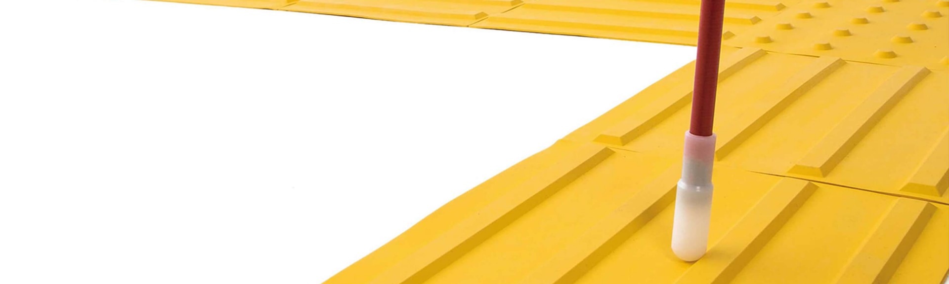 イディアル90 ナチュラル　サイン入り小鋲 eye_signtile.jpg